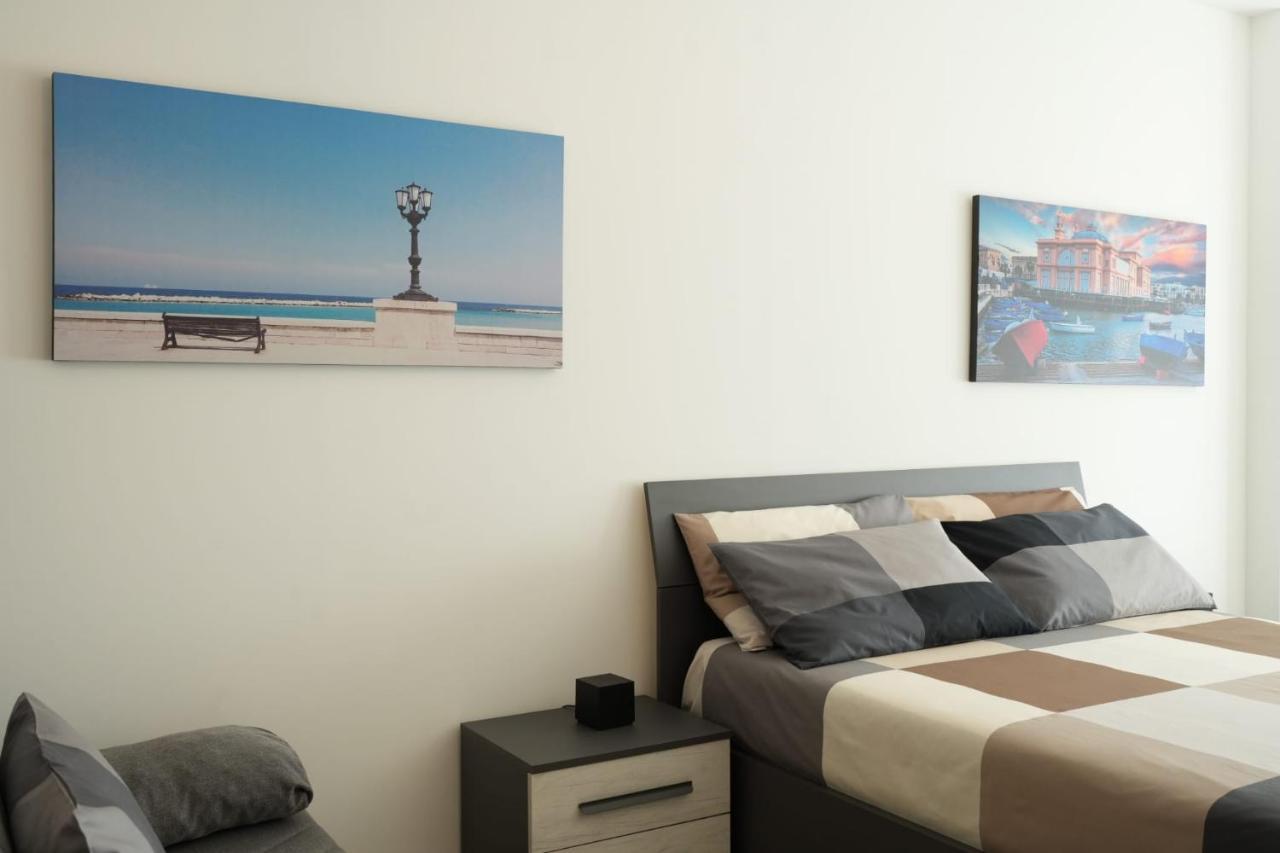 Homega - City Center New Apartment Bari Eksteriør billede