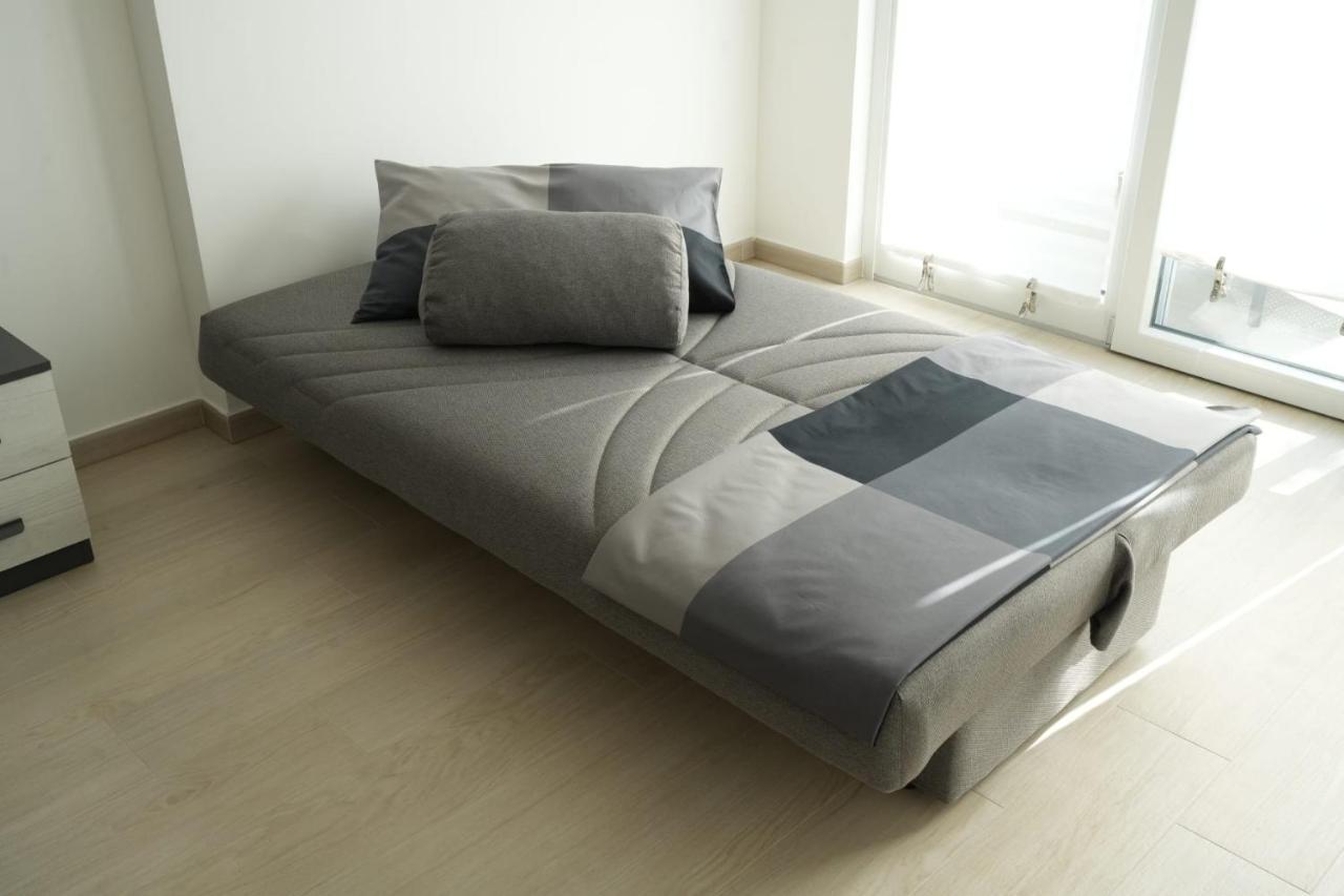 Homega - City Center New Apartment Bari Eksteriør billede